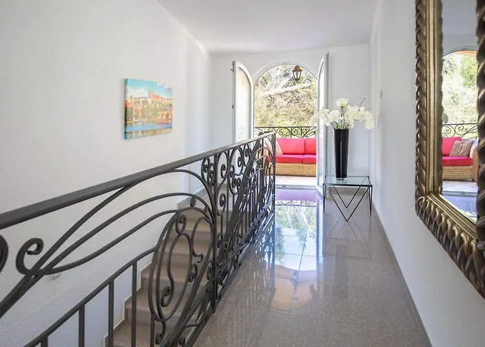 Vila Tara